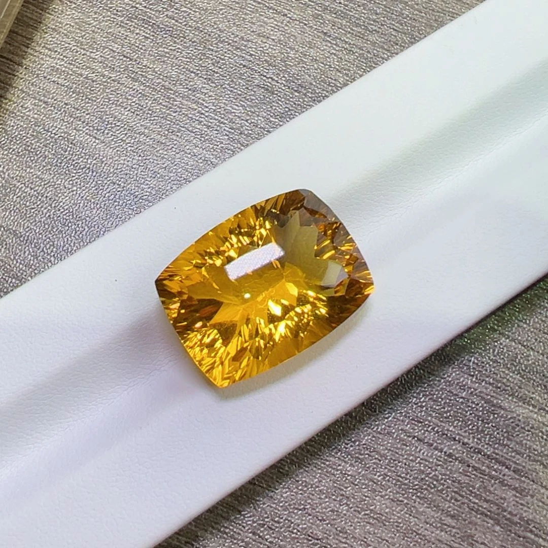 未镶嵌珠宝半成品黄晶34ct