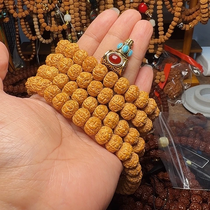 阿***东吊坠金刚菩提12mm六瓣