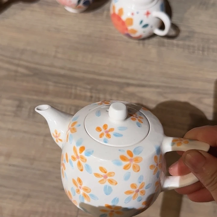 手工制作各种精美陶瓷