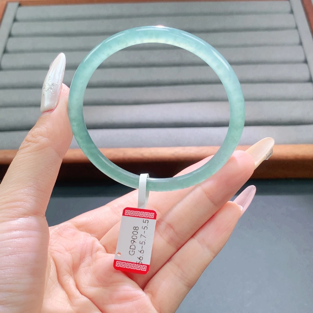 翡翠未镶嵌手镯天然