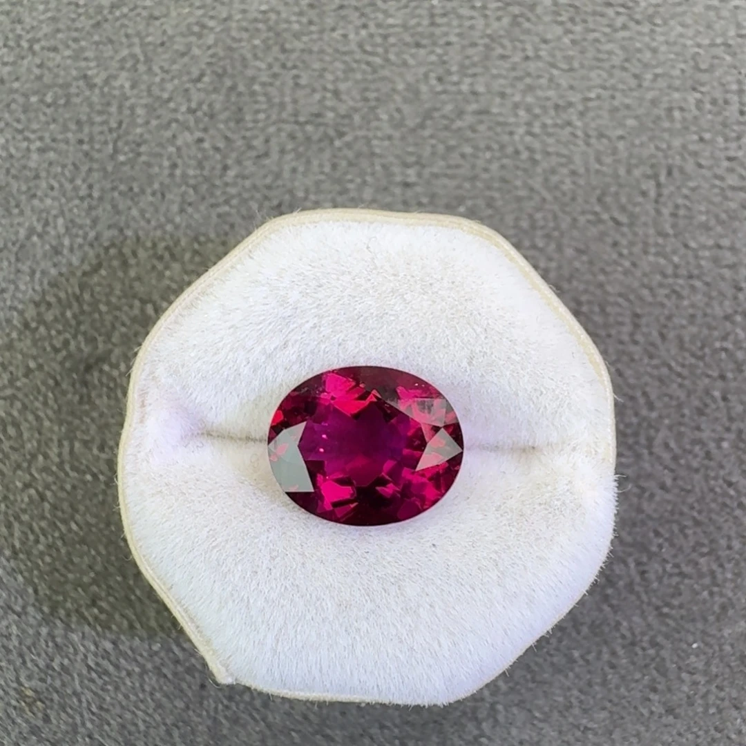 未镶嵌珠宝半成品碧玺2.4ct