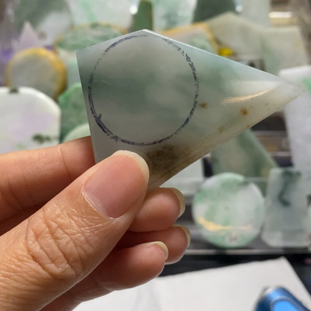 翡翠散珠翡翠hhjiyrryhh