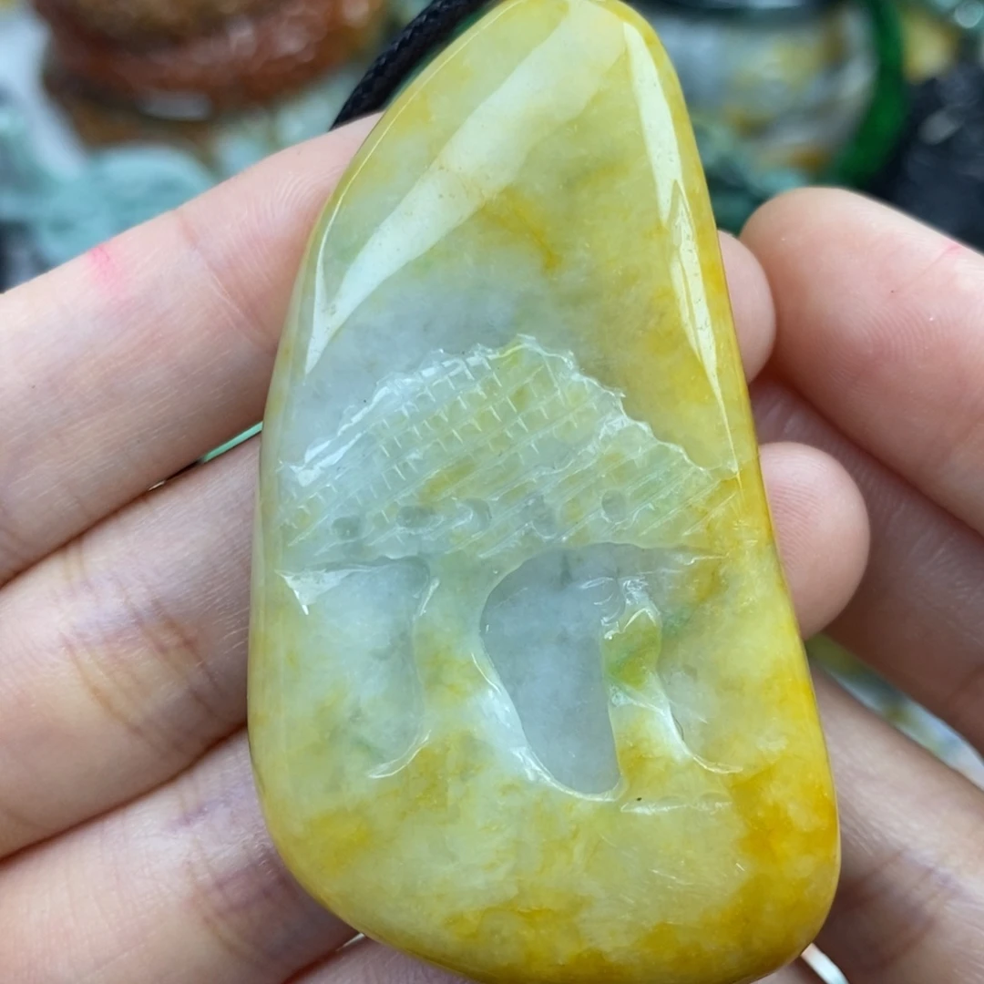 颈饰未镶嵌翡翠吊坠