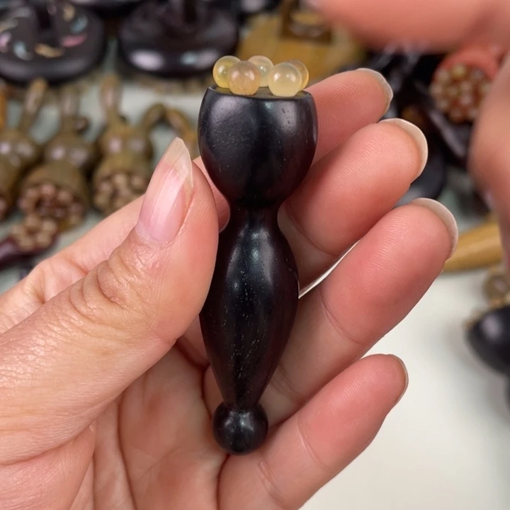 紫光檀微瑕小莲蓬