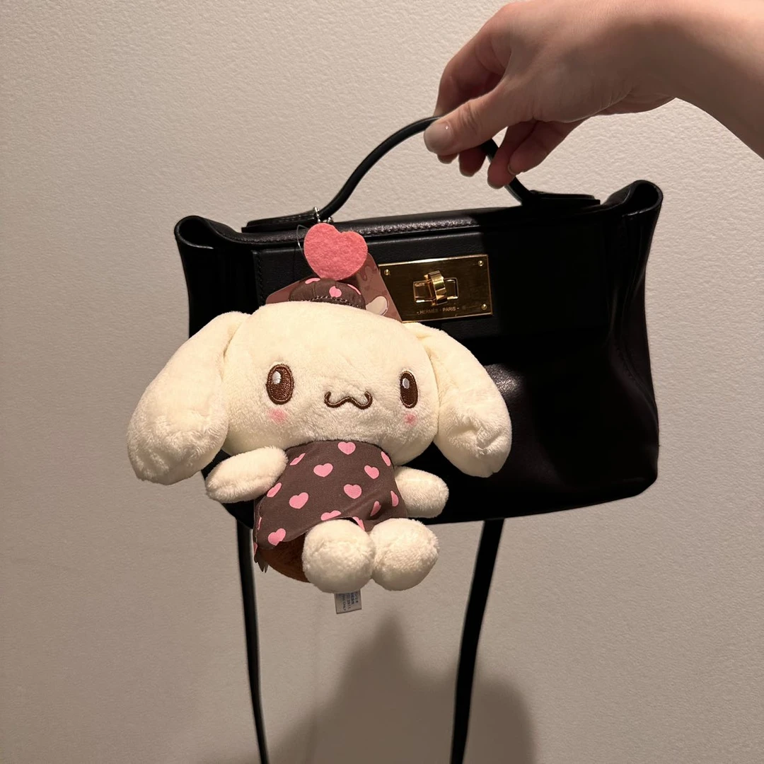 【京都限定】HelloKitty 黑巧甜心玉桂狗钥匙扣玩偶