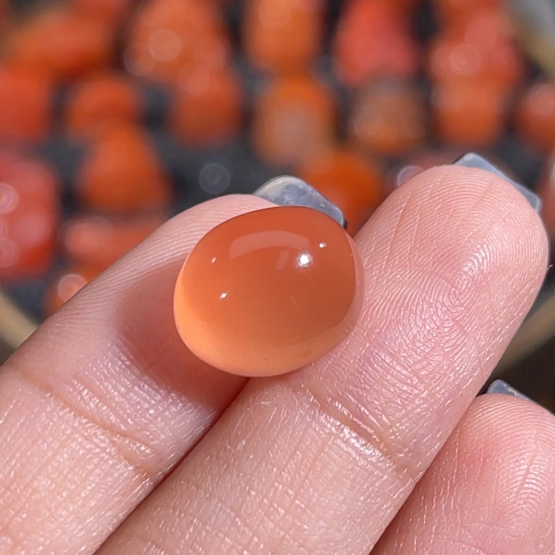 未镶嵌蛋面  12.9x8.3mm 不换退南红玛瑙