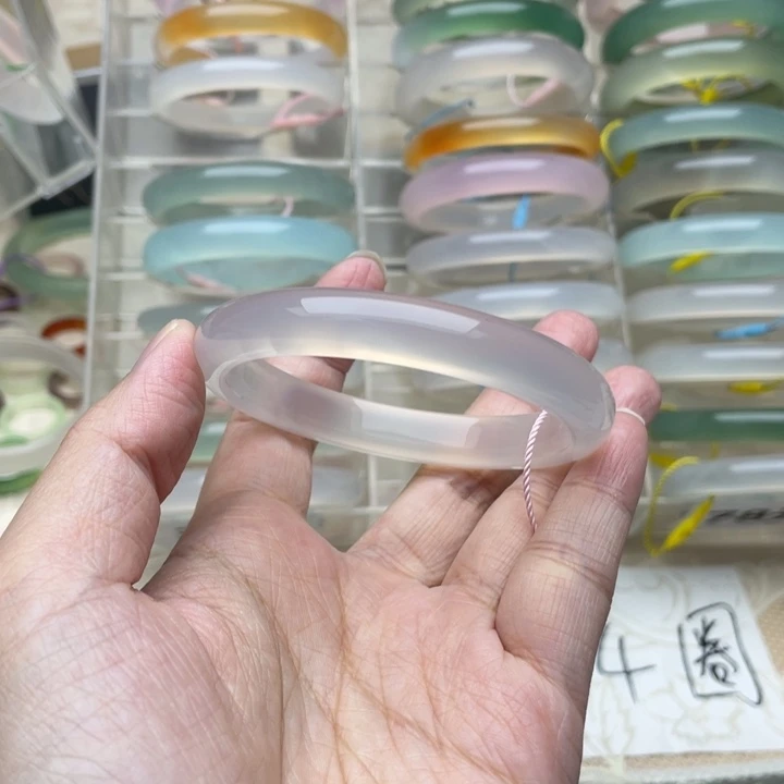玛瑙/玉髓未镶嵌手镯54圈口