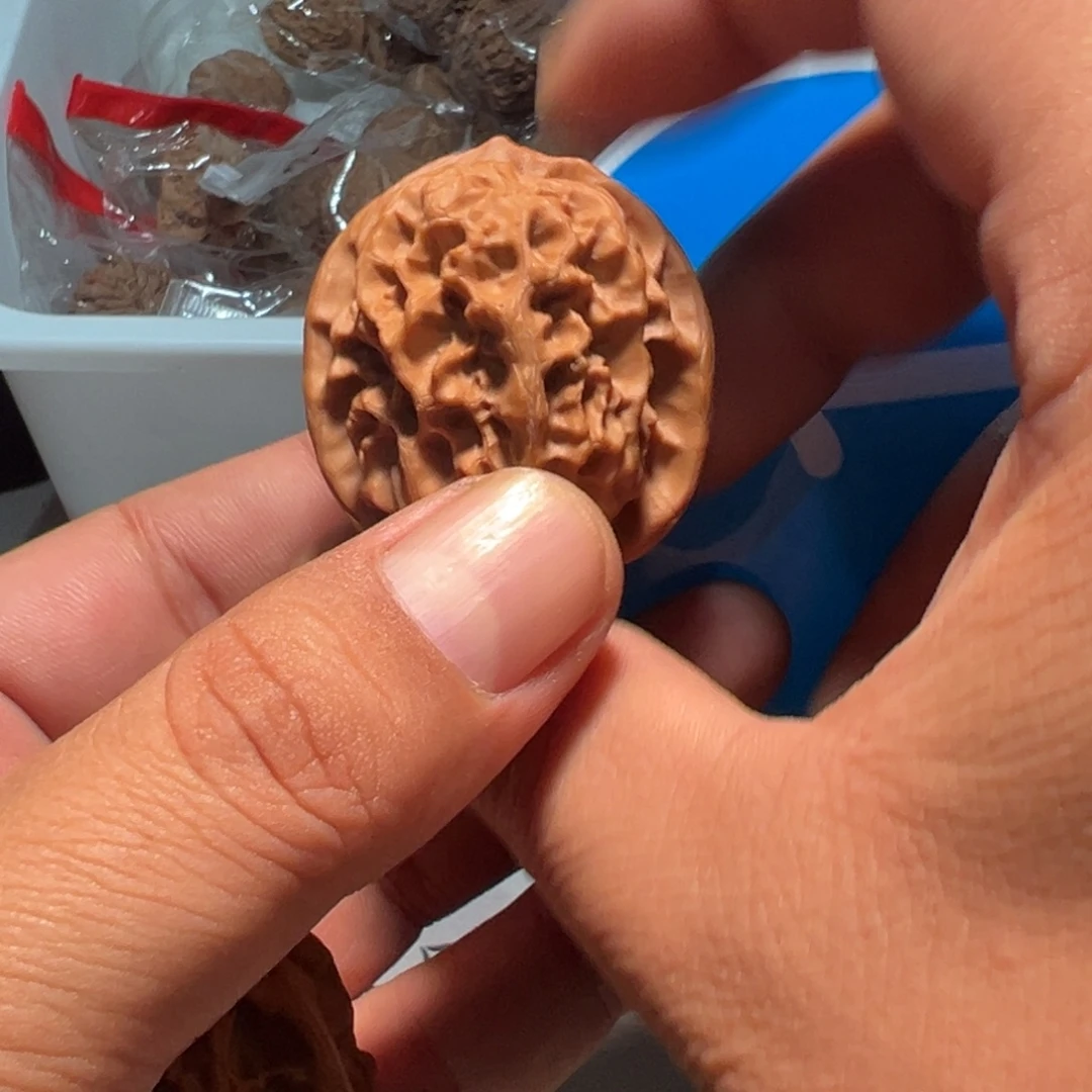 攥***糖文玩核桃，蓝色01号