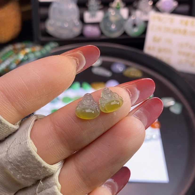 【闪购商品】翡翠挂件未镶嵌佛公