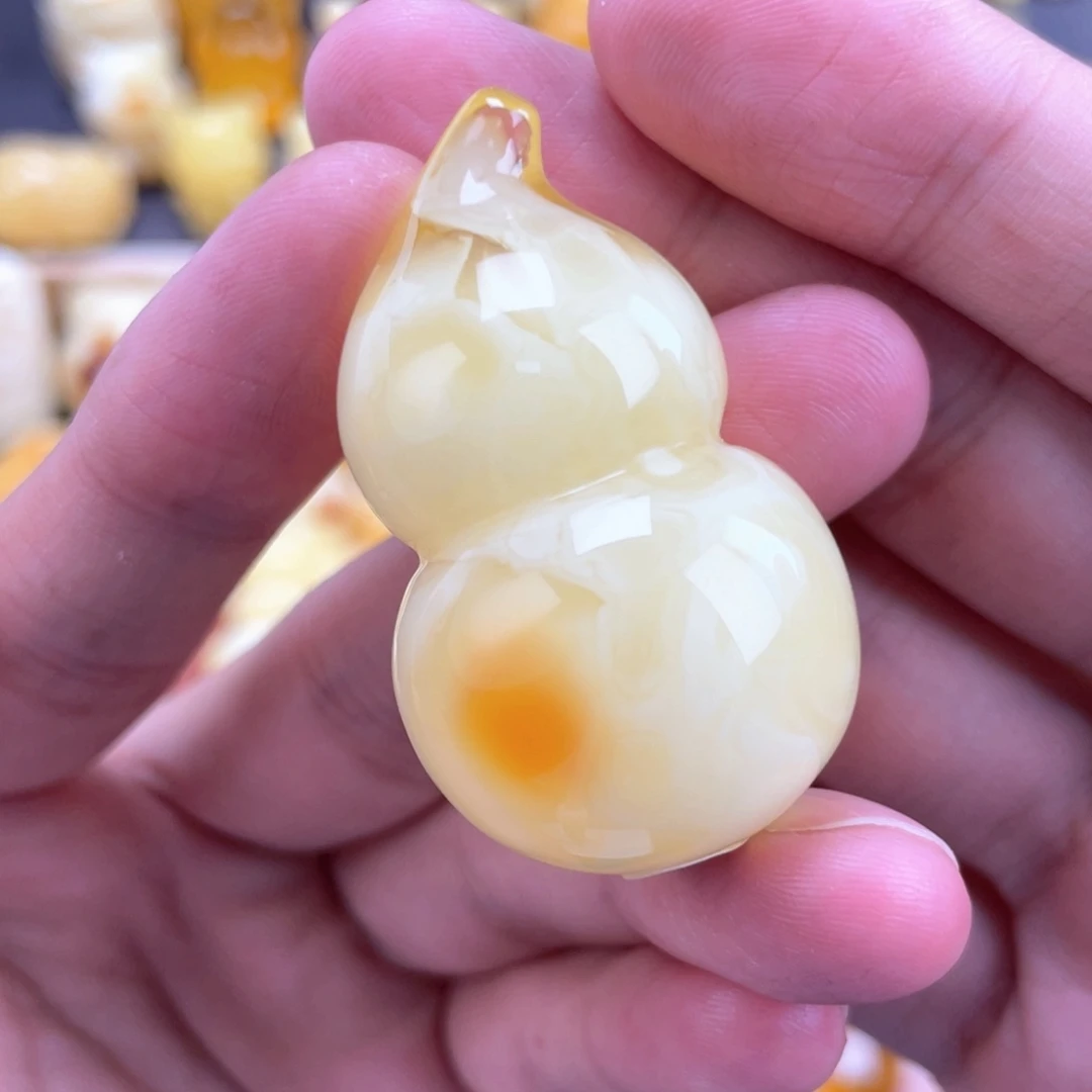 裸石琥珀未镶嵌蜜蜡