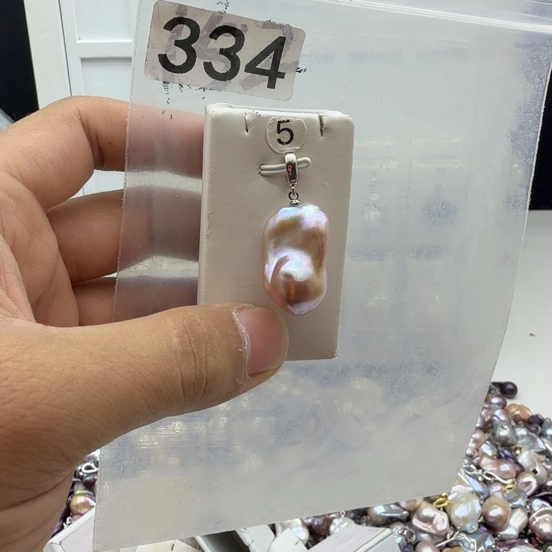 合金淡水珍珠颈饰