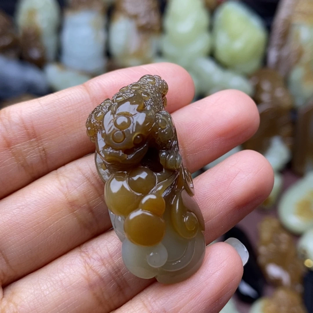 项链未镶嵌和田玉（糖玉）