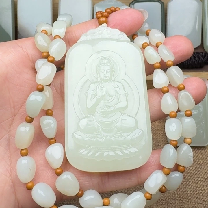 和田玉未镶嵌颈饰