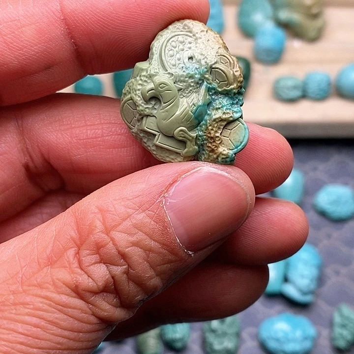 绿松石珠宝奇石未镶嵌