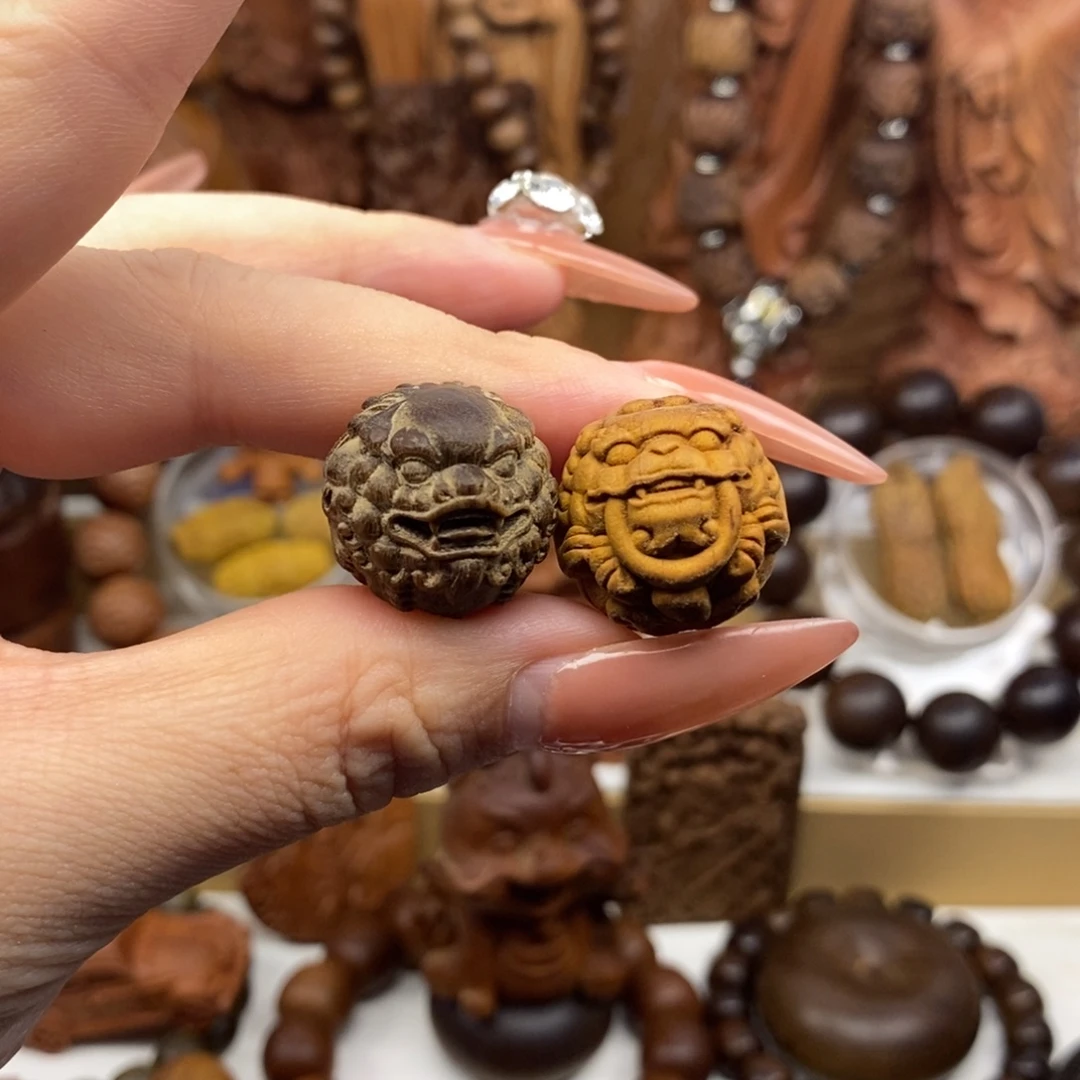 彩***饭手串/手链檀香木迈索尔老山檀香貔貅佩珠两个奶香