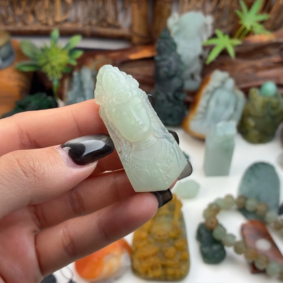 定制翡翠未镶嵌翡翠