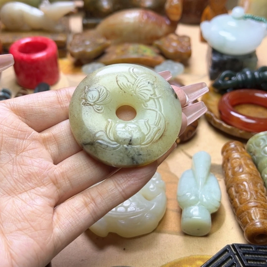 【闪购商品】蛇纹石玉颈饰未镶嵌