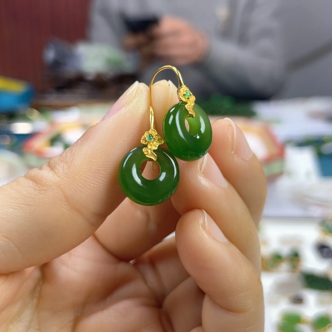 和田玉耳饰18K金镶嵌