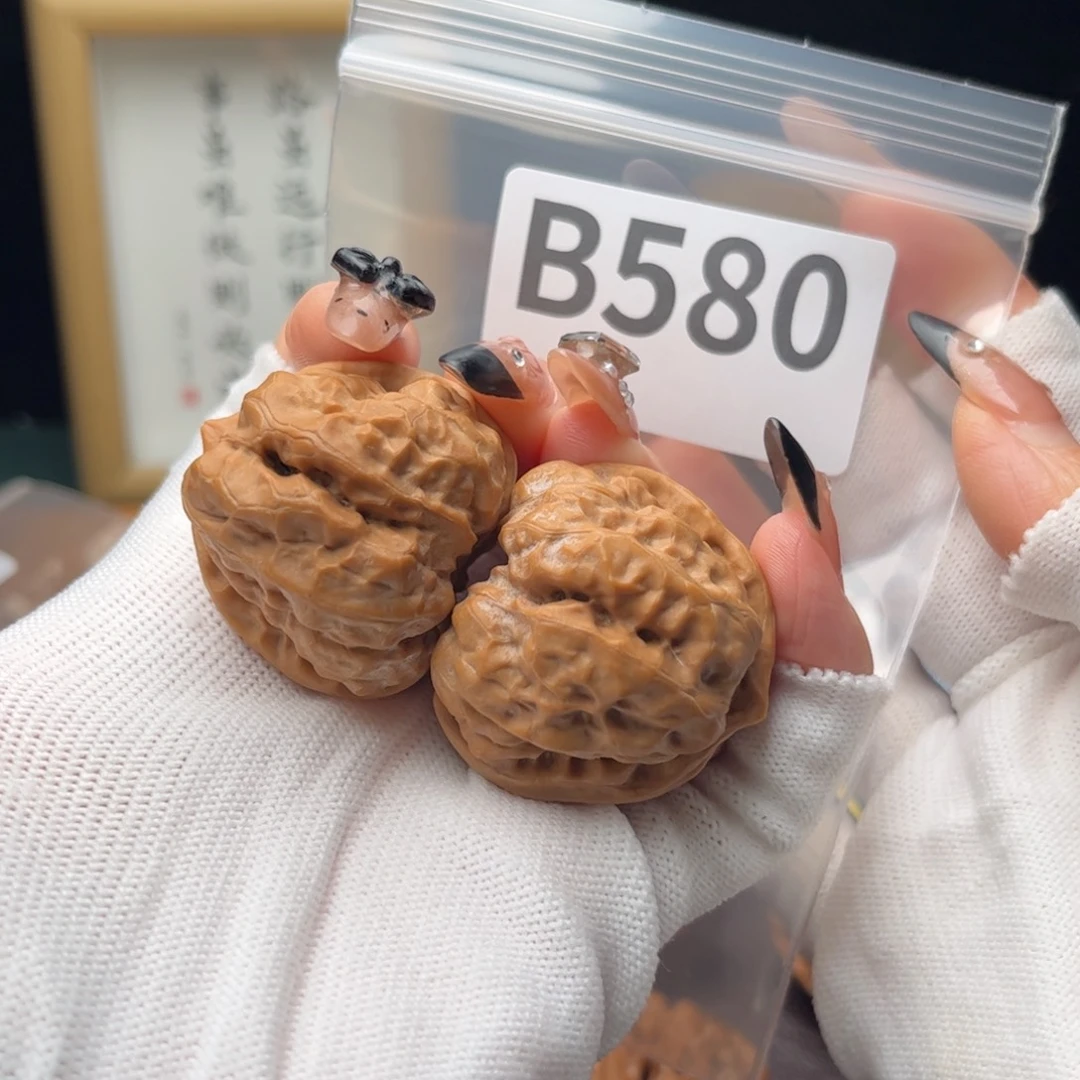 狗***哟把件文玩核桃37蛤蟆头b580