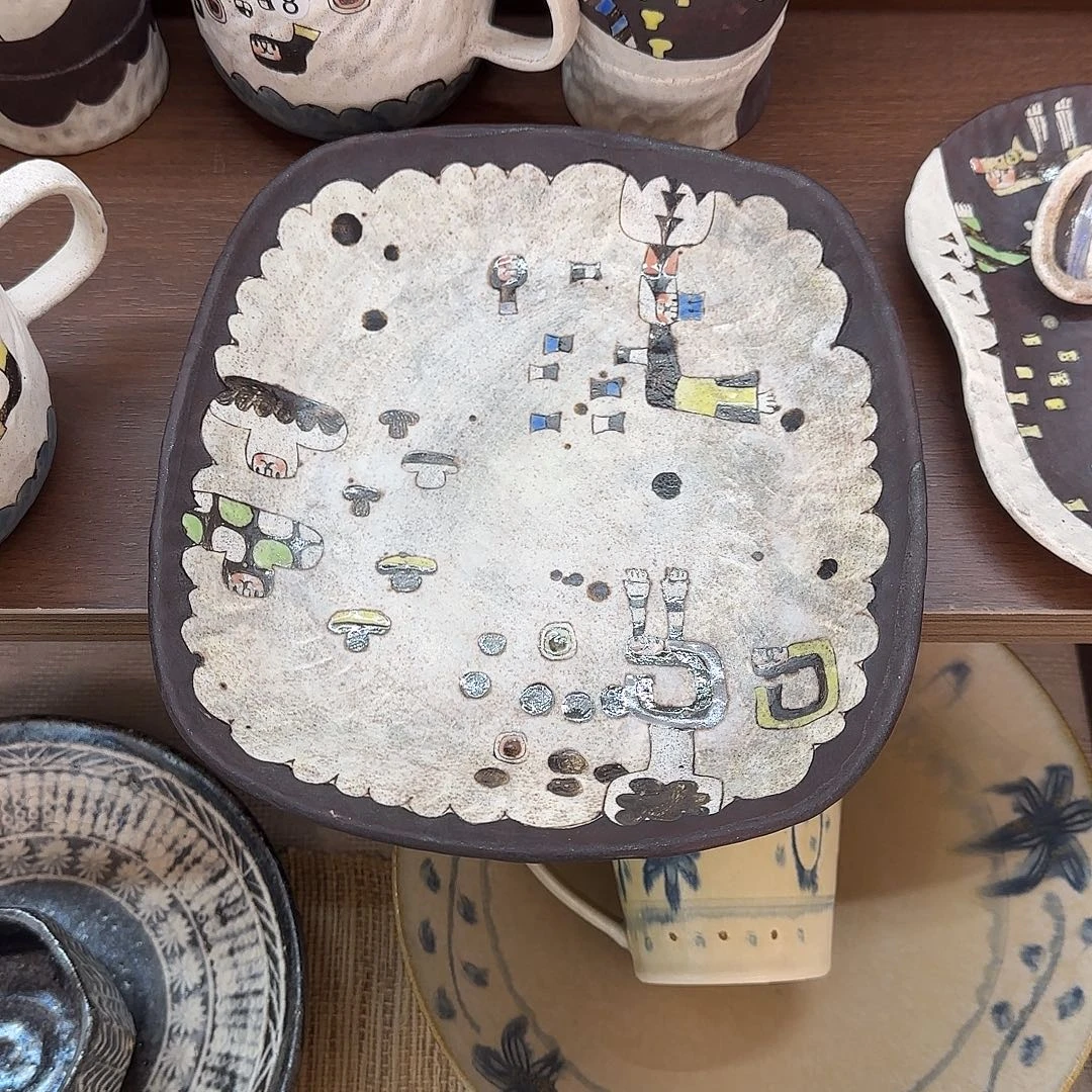 茶盏哈哈哈哈哈好好笑