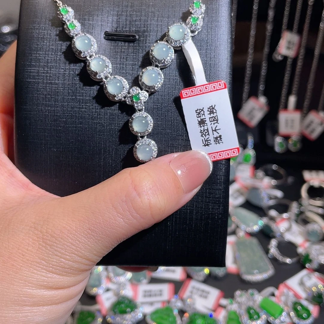 项链未镶嵌翡翠项链