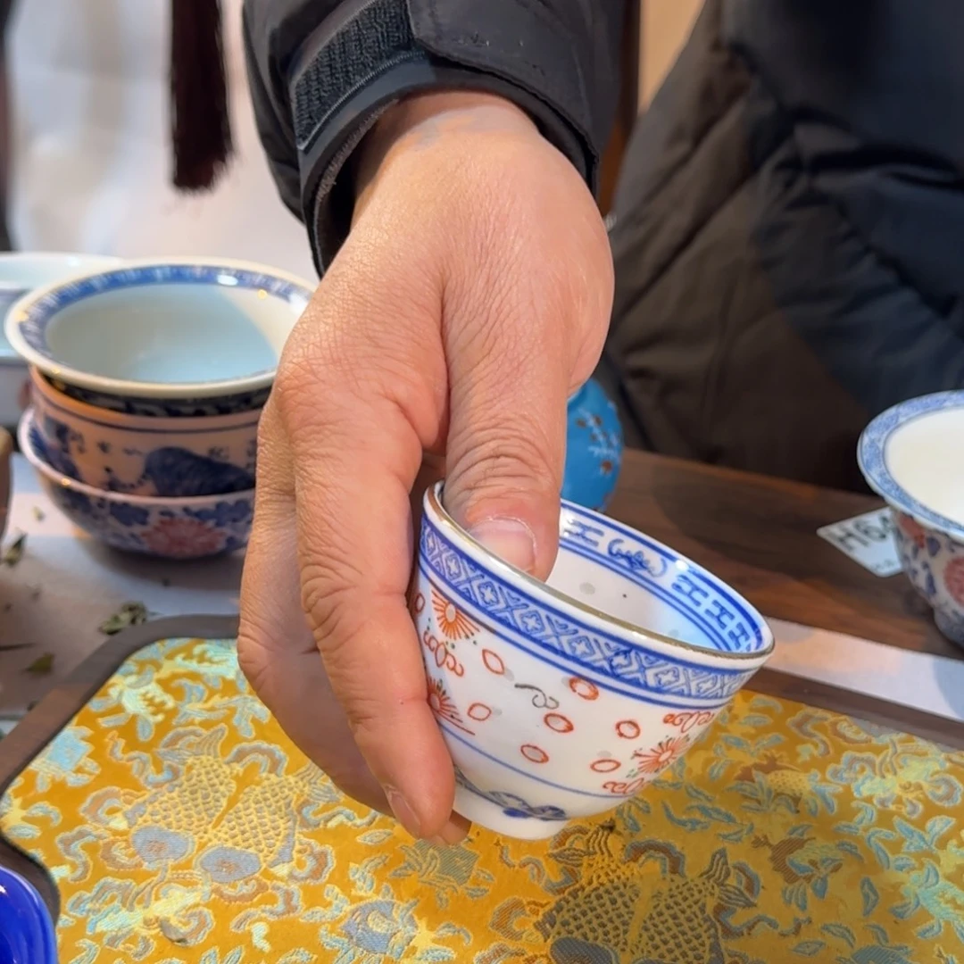 其他陶青花加彩玲珑杯