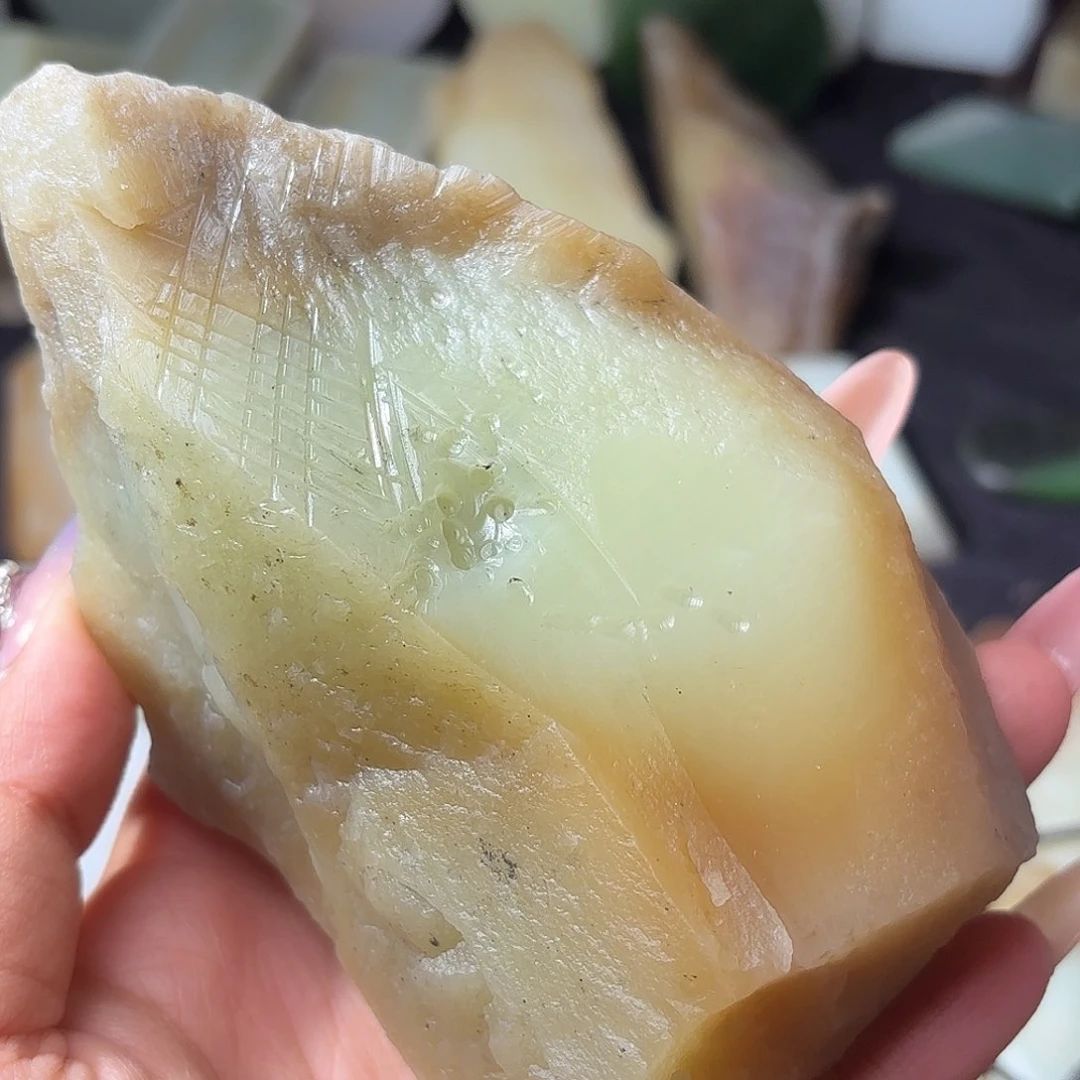 江***帆和田玉（糖玉）未镶嵌珠宝半成品