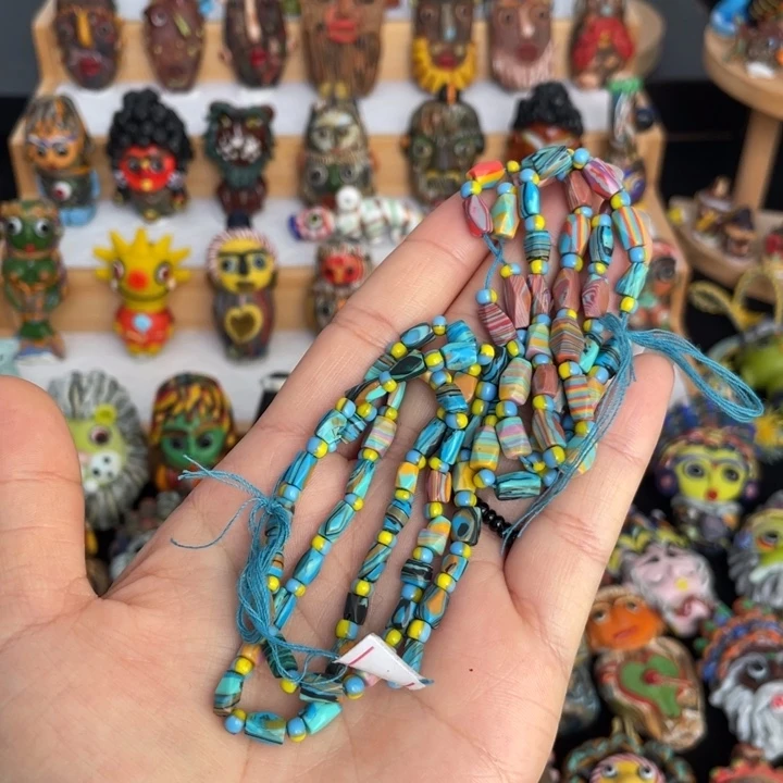 琉璃饰品彩色链子1条