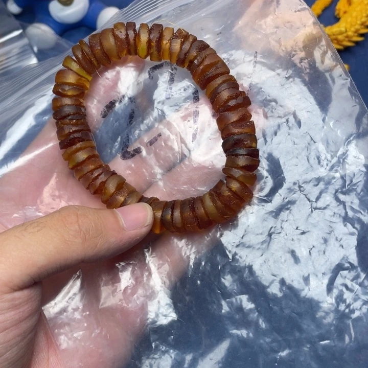 未镶嵌琥珀珠宝奇石