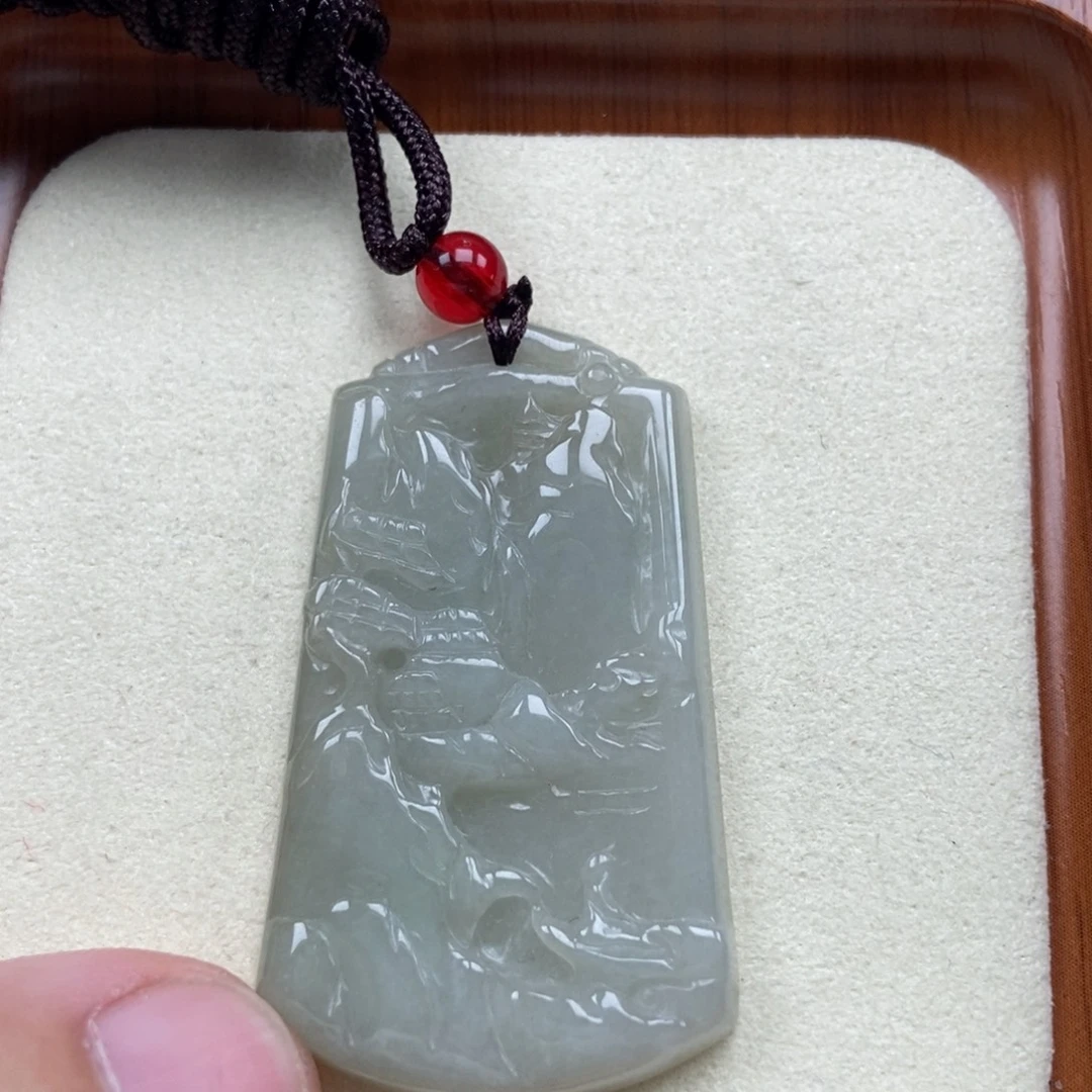 吊坠(赠链)未镶嵌翡翠山水牌