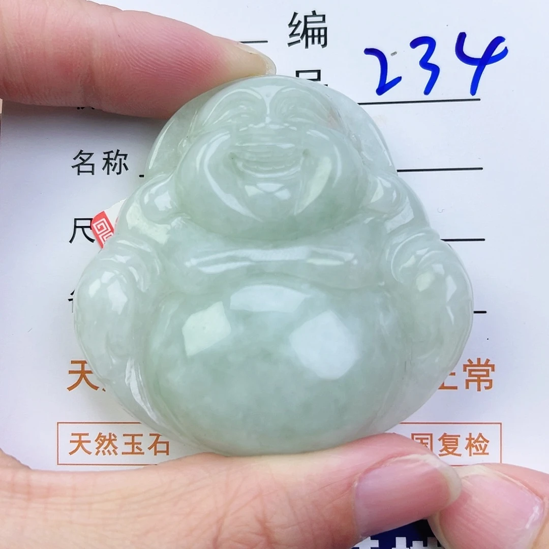 翡翠颈饰未镶嵌佛公微瑕