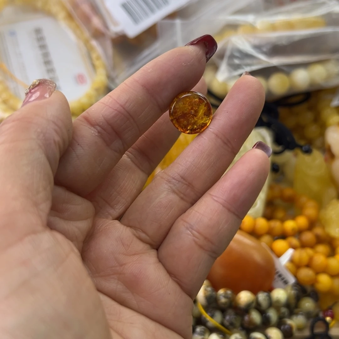 琥珀珠宝奇石未镶嵌