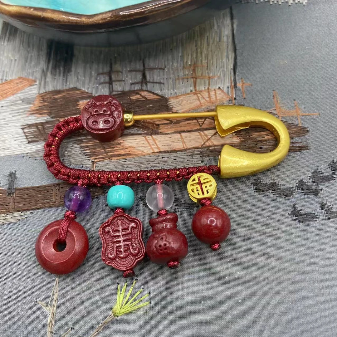 含辰砂工艺品高含量朱砂紫金砂设计款十二生肖宝宝胸针爆款送礼