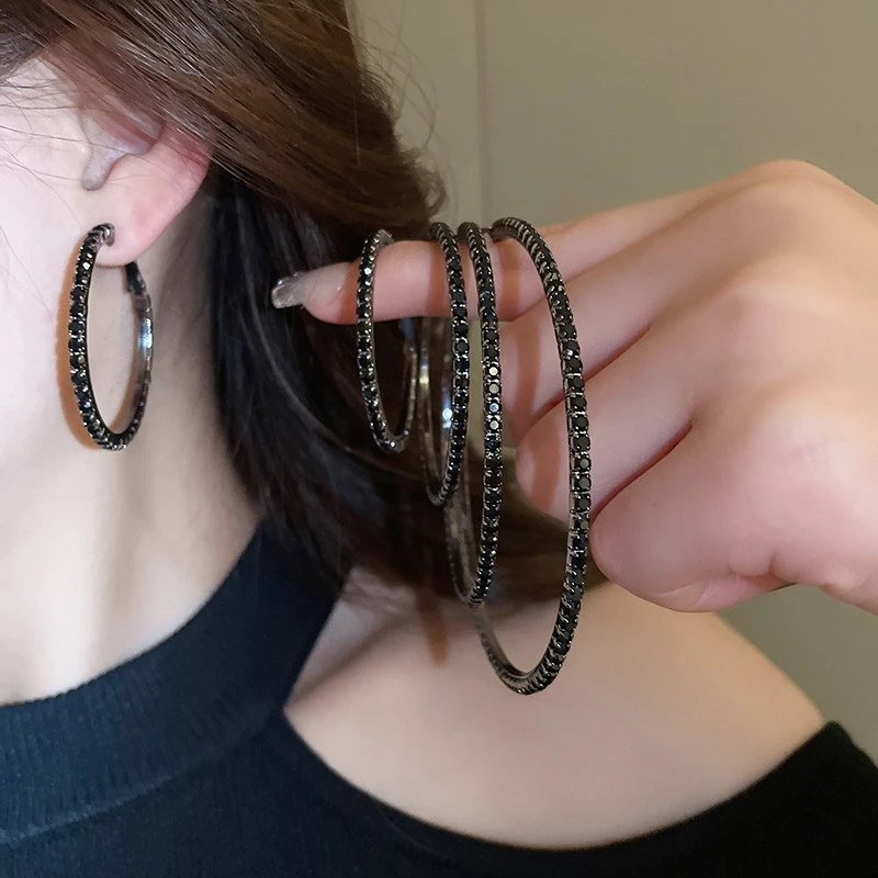 合金耳饰 镶钻黑色圆形耳圈欧美夸张大气耳环轻奢高级感个性