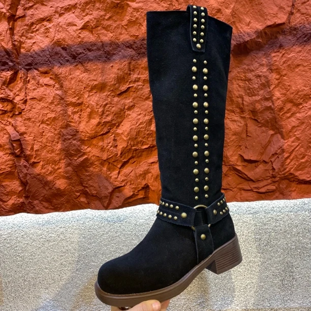 6805-3全真皮磨砂牛皮铆钉时尚长筒靴女中跟粗跟不过膝长靴骑士靴