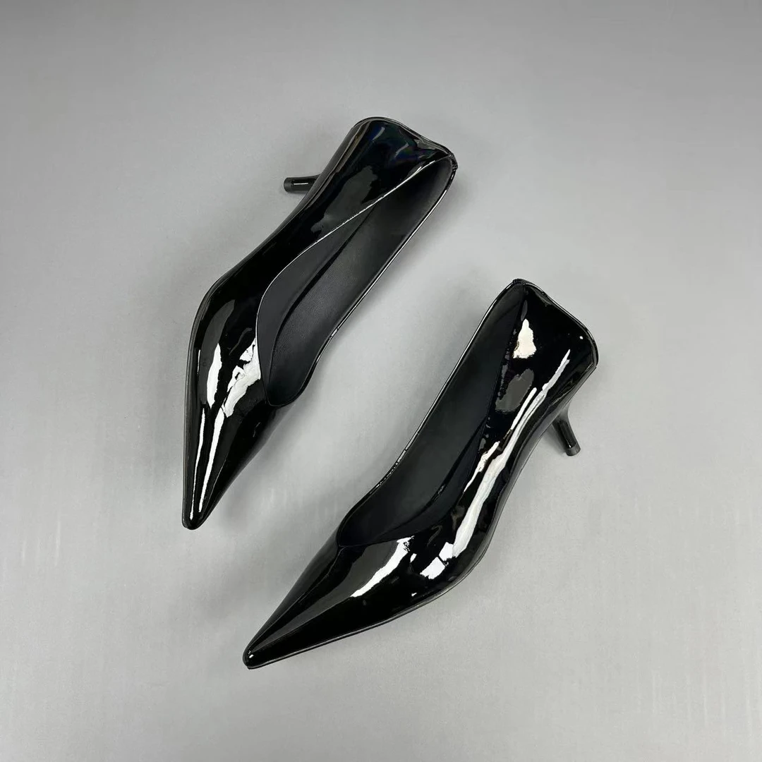 专业商务女高跟鞋气质时尚百搭女士细跟中跟漆皮黑色真皮时装低跟