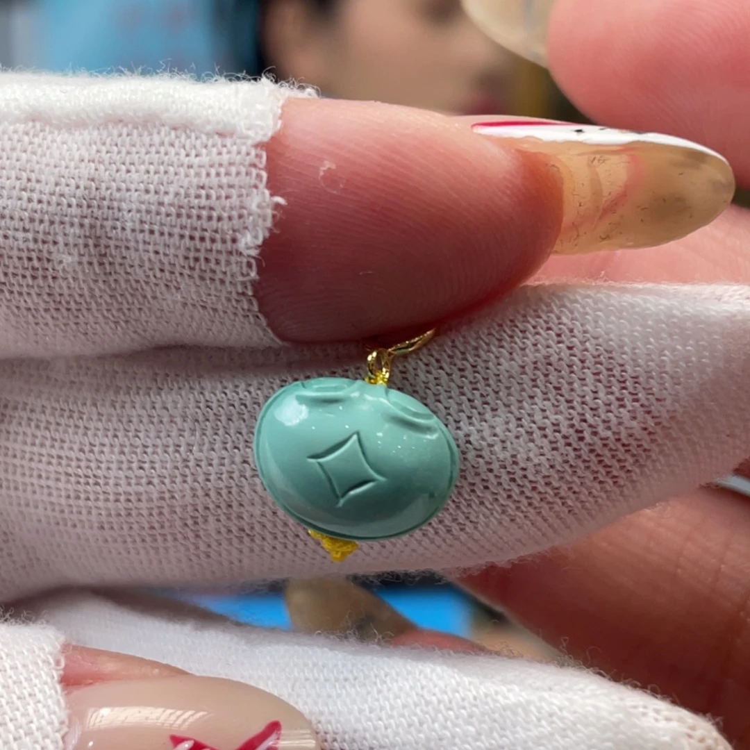 绿松石未镶嵌挂件