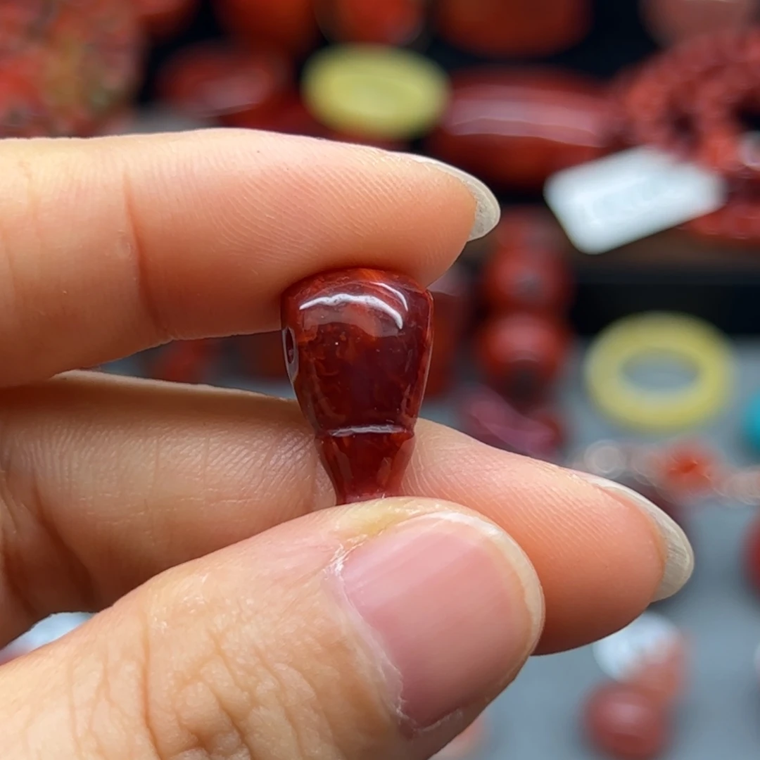 小***芦南红玛瑙未镶嵌配饰