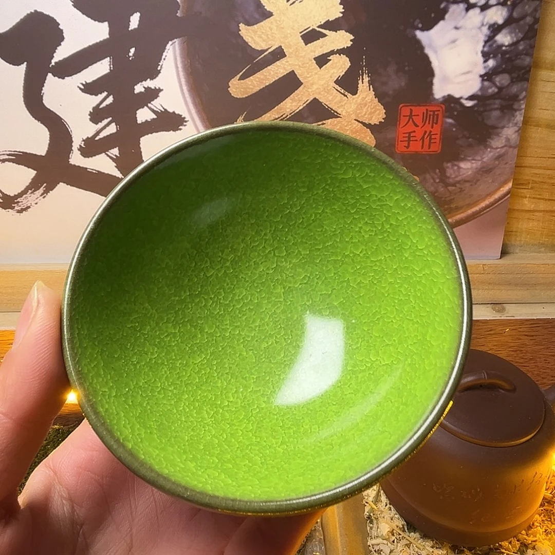 茶盏不是因为她对他