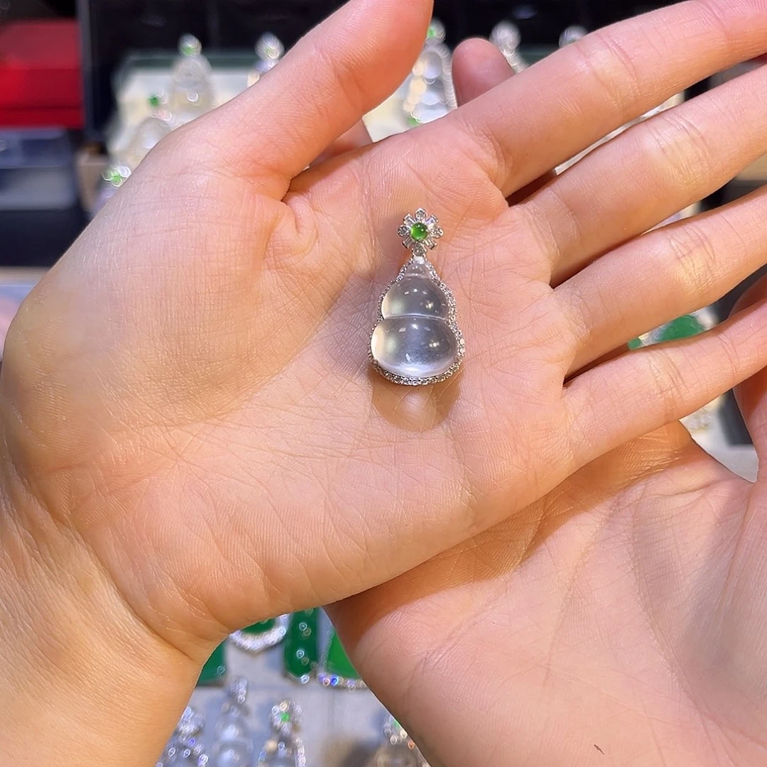 石英质玉颈饰银S925镶嵌阿*