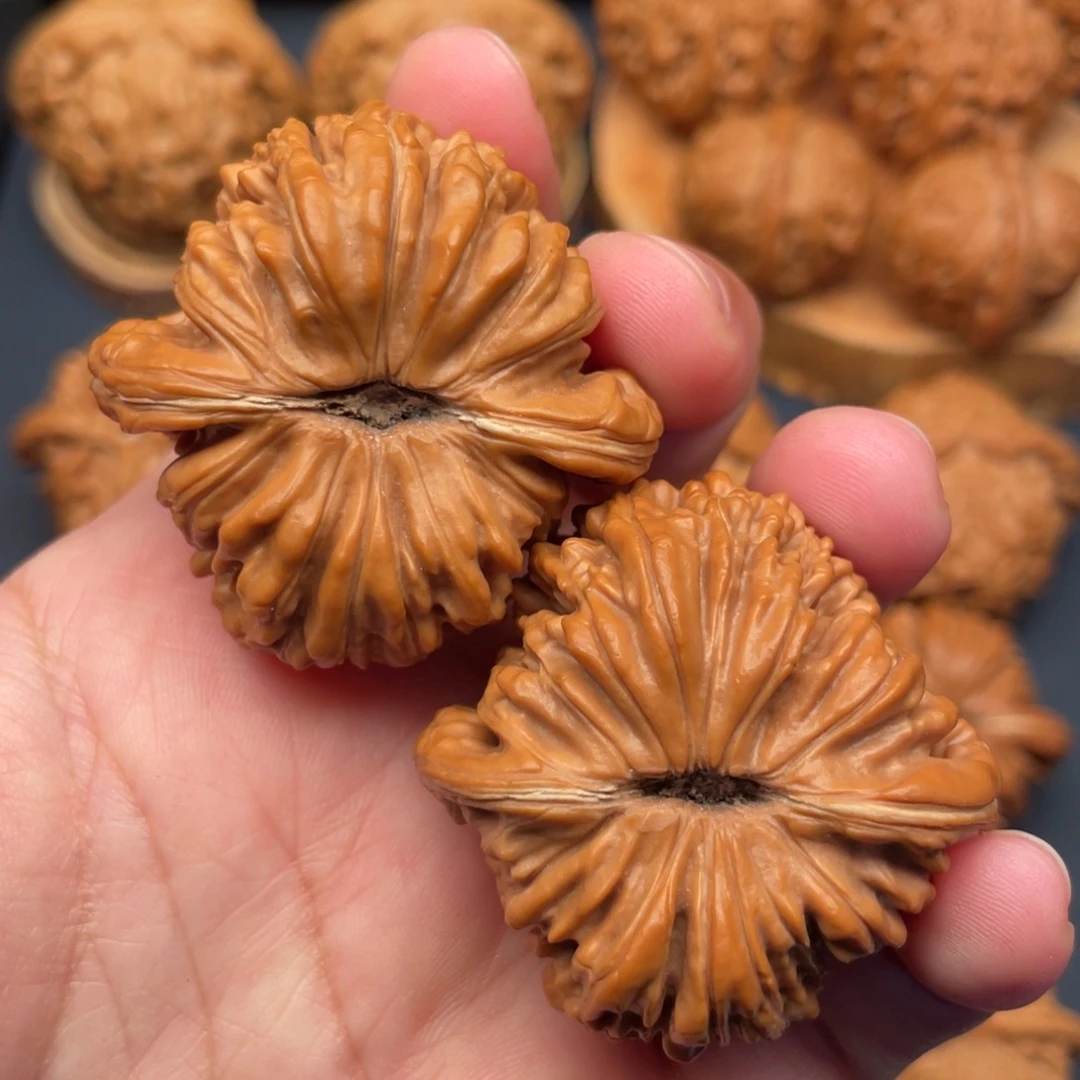 把件文玩核桃全品无修42四座楼，42.7克