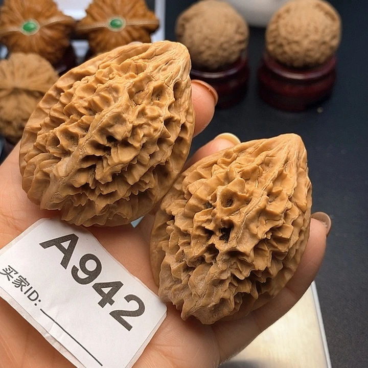 吊坠文玩核桃老鼠4.2，高57，克重63