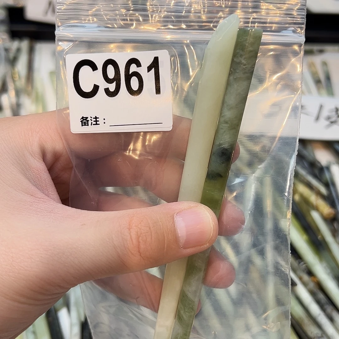大***蟹未镶嵌蛇纹石玉发饰