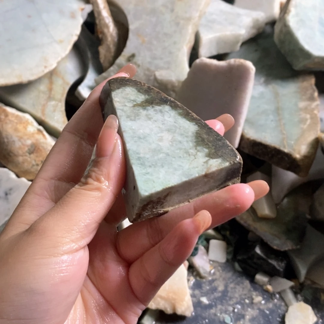 颈饰未镶嵌翡翠天然翡翠