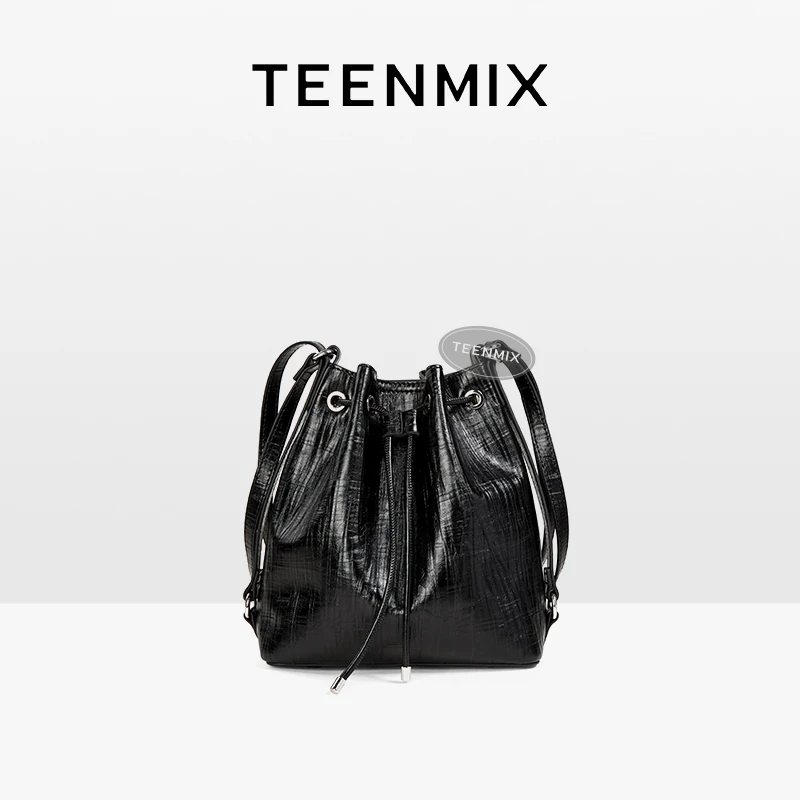 天美意包女2025新款欧若机能风双肩包水桶包小包简约单肩包