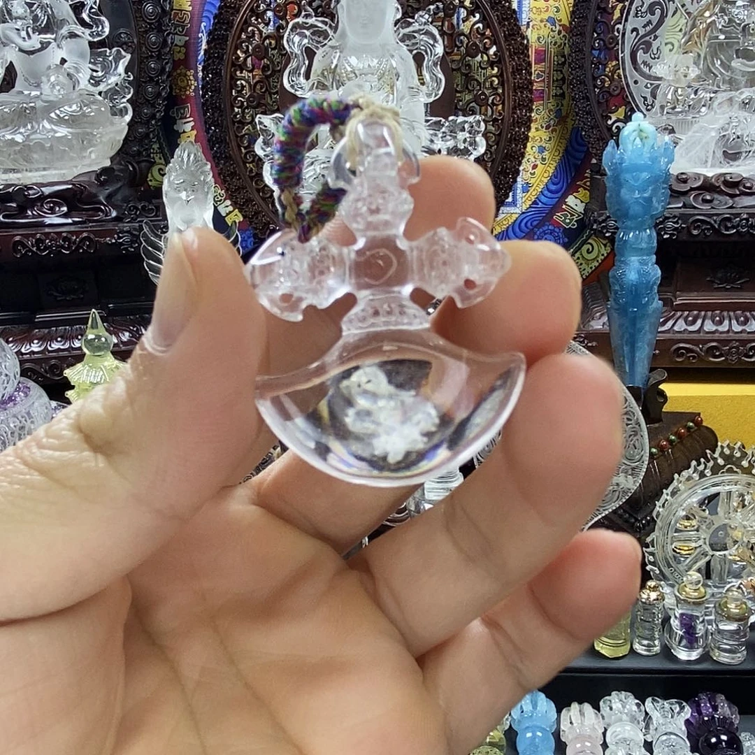 会***熊未镶嵌水晶颈饰水晶杵