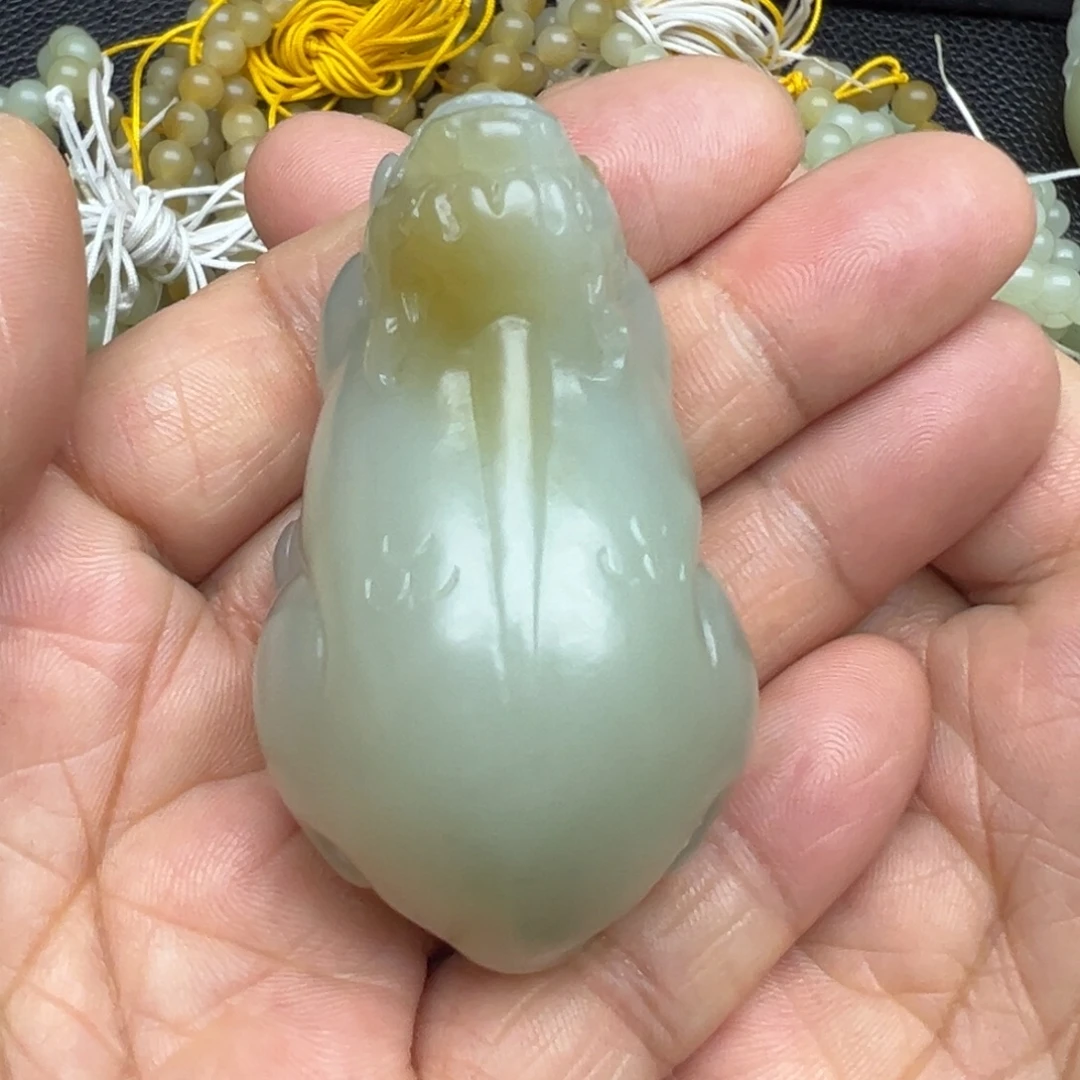 和田玉（糖玉）未镶嵌吊坠(不含链)