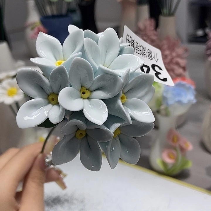 陶瓷纯手工捏花设计