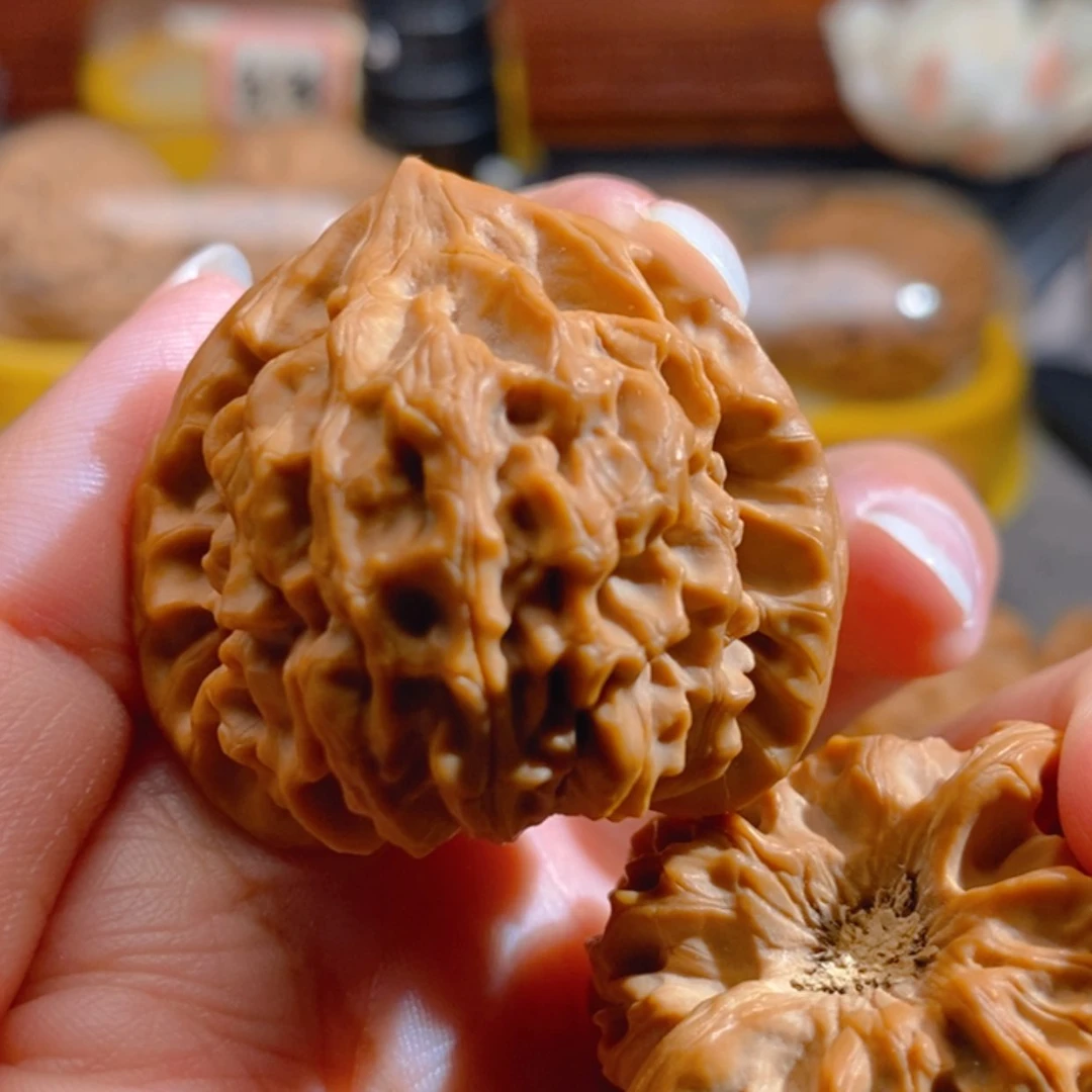 【闪购商品】吊坠文玩核桃纯***酒龙门