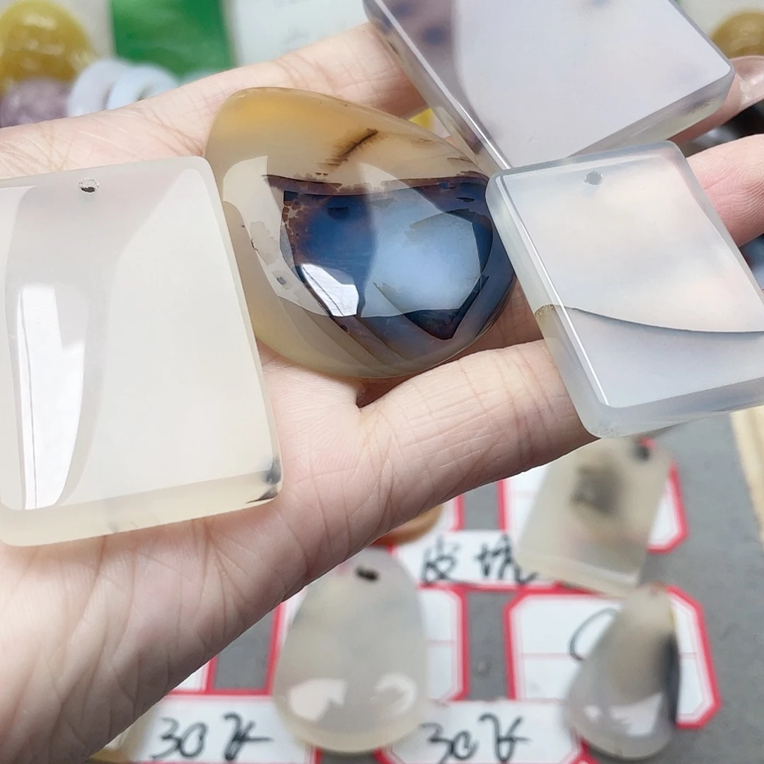 玛瑙/玉髓颈饰合金7****姐